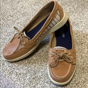 Sperry Oasis Loft Tan Stripe Boat Shoe, size 9 EUC